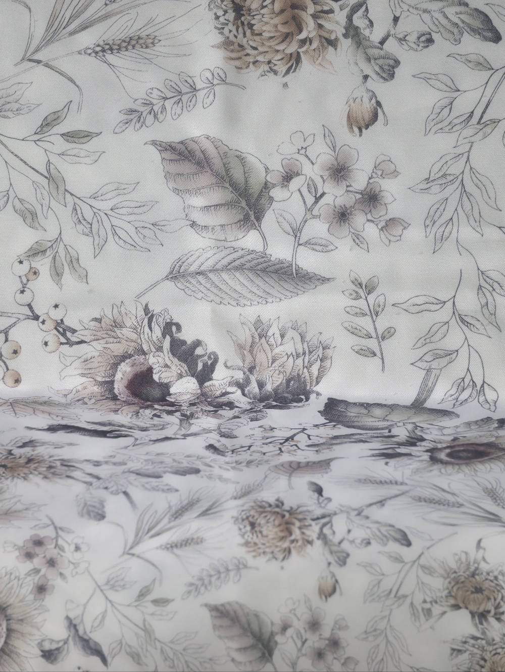 Shabby Chic Floral Rectangular Tablecloth - Picture 3 of 4